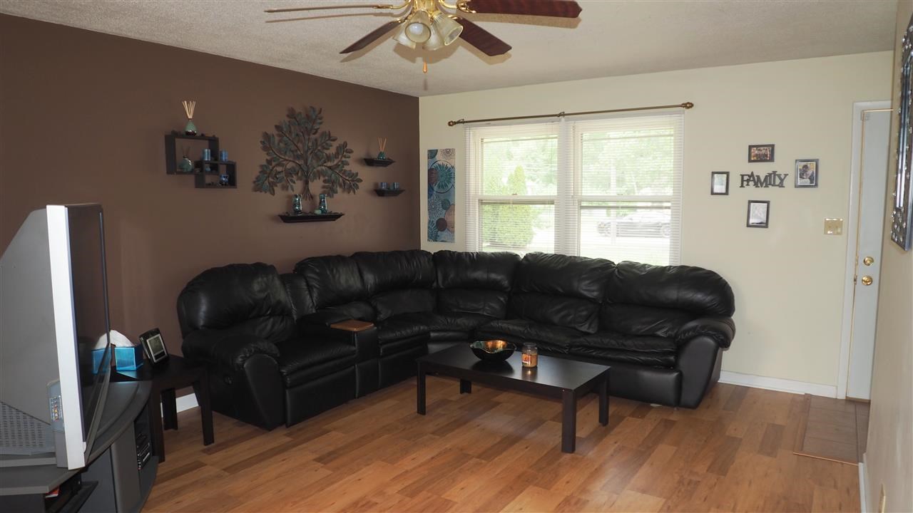 2911 Pinewood Dr, Fort Wayne, IN 46809 photo 6