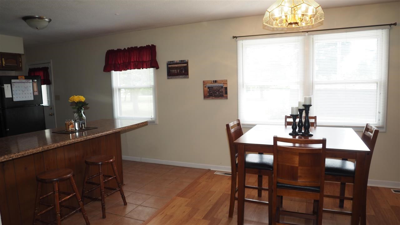 2911 Pinewood Dr, Fort Wayne, IN 46809 photo 10