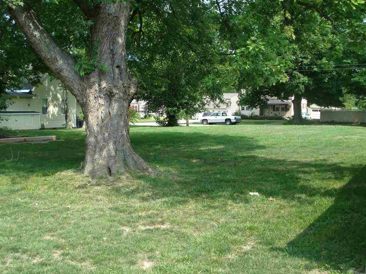 613 N Hart St, Princeton, IN 47670 photo 19