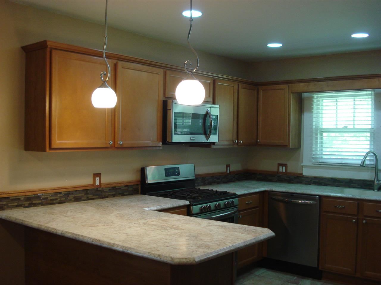 613 N Hart St, Princeton, IN 47670 photo 6