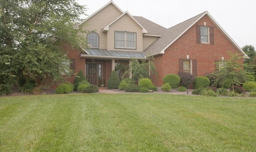 1047 N Sapphire Dr, Jasper, IN 47546 photo 1