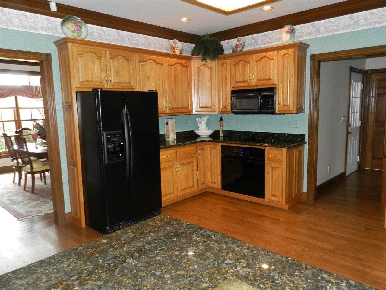 12836 S Scottsdale Dr, Haubstadt, IN 47639 photo 11