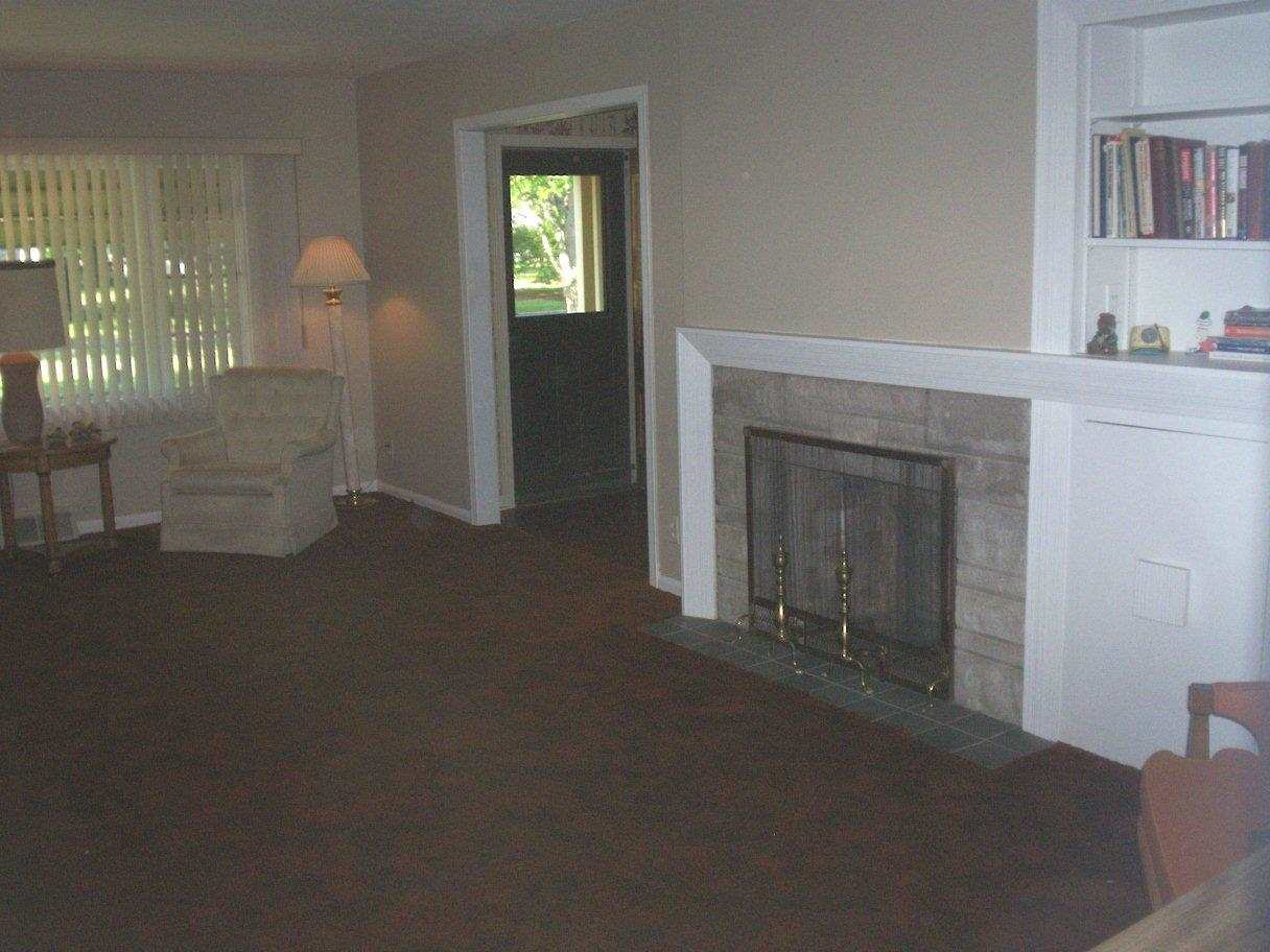 2310 Indian Village Blvd, Fort Wayne, IN 46809 photo 2