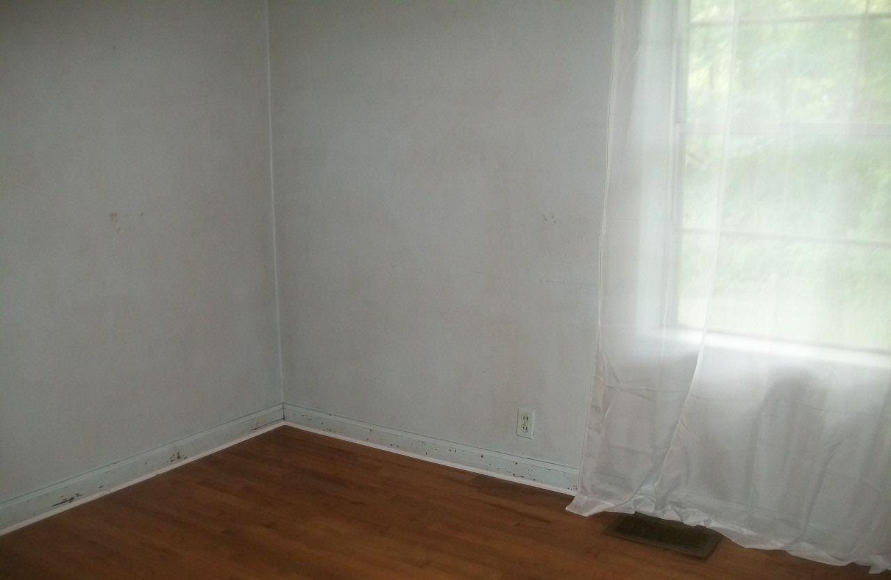 622 E 2nd St, Veedersburg, IN 47987 photo 7