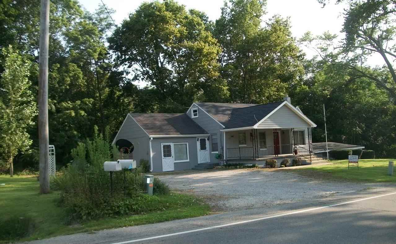 622 E 2nd St, Veedersburg, IN 47987 photo 1