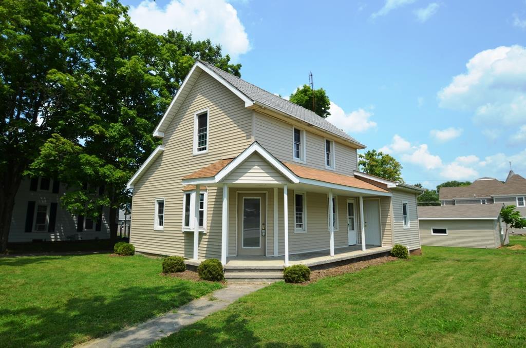612 N 3rd St, Decatur, IN 46733 photo 1