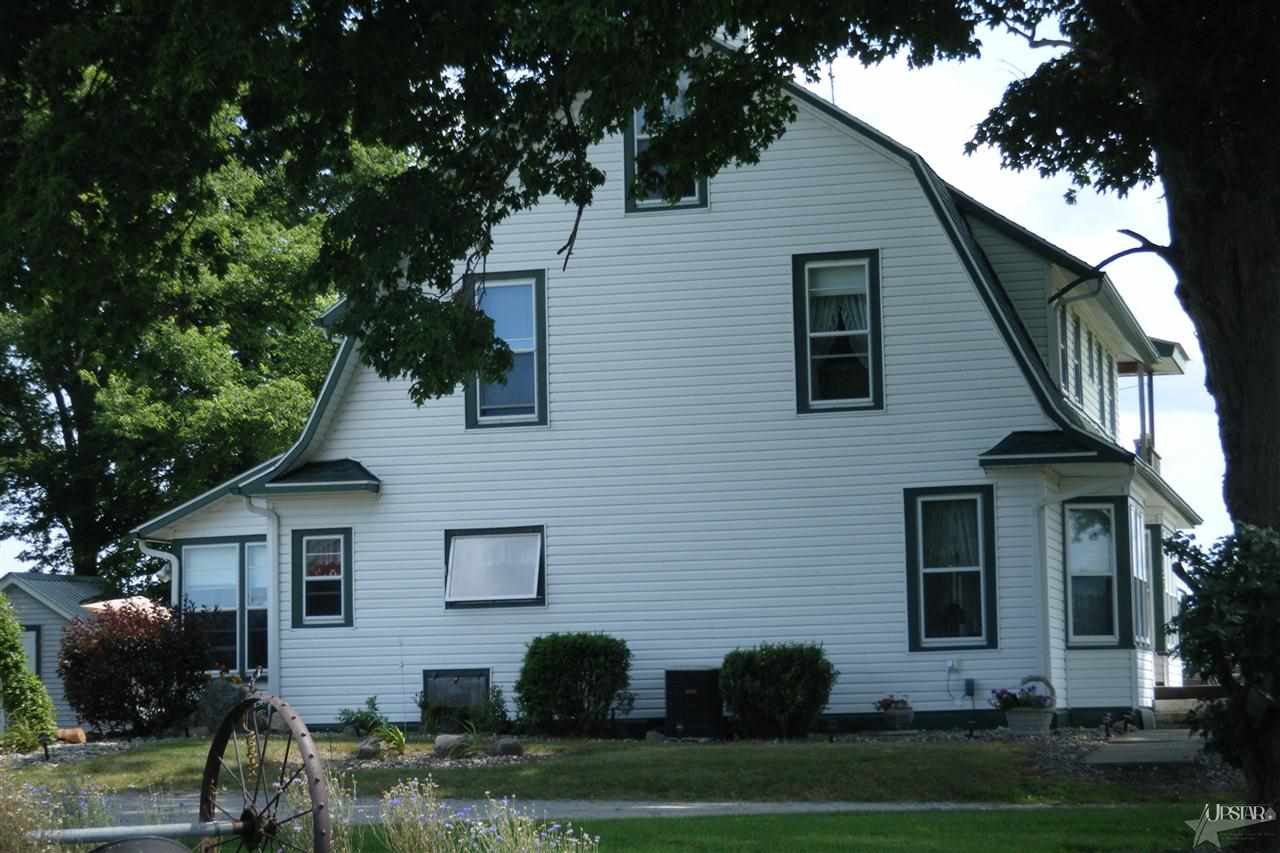6485 S 675 E, Wolcottville, IN 46795 photo 2