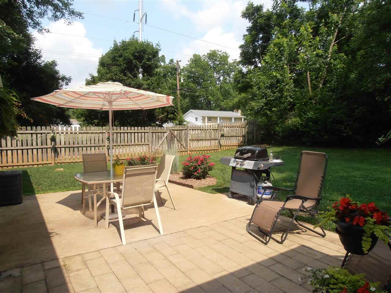 694 W Ladd Ave, Bloomington, IN 47403 photo 4