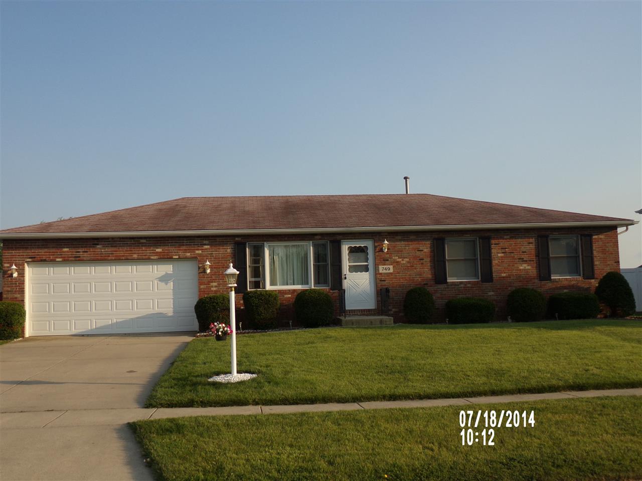749 Carriage Dr, Lowell, IN 46356 photo 1
