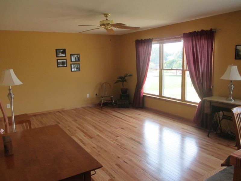18830 Tyler Dr, Goshen, IN 46528 photo 8