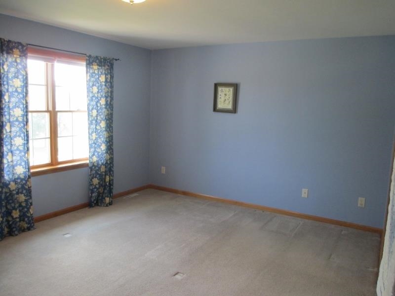18830 Tyler Dr, Goshen, IN 46528 photo 12