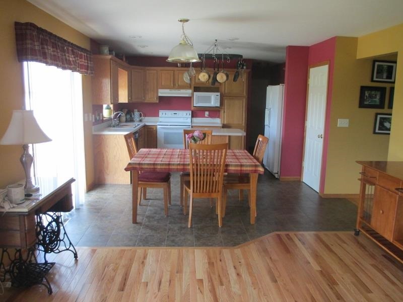 18830 Tyler Dr, Goshen, IN 46528 photo 4