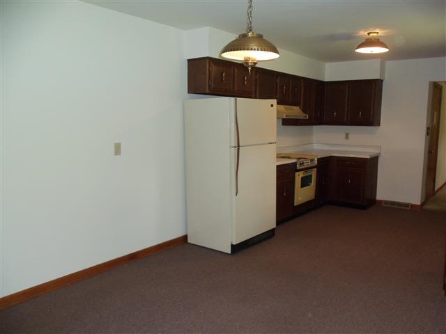 707 Kennedy Dr, Fort Branch, IN 47648 photo 4