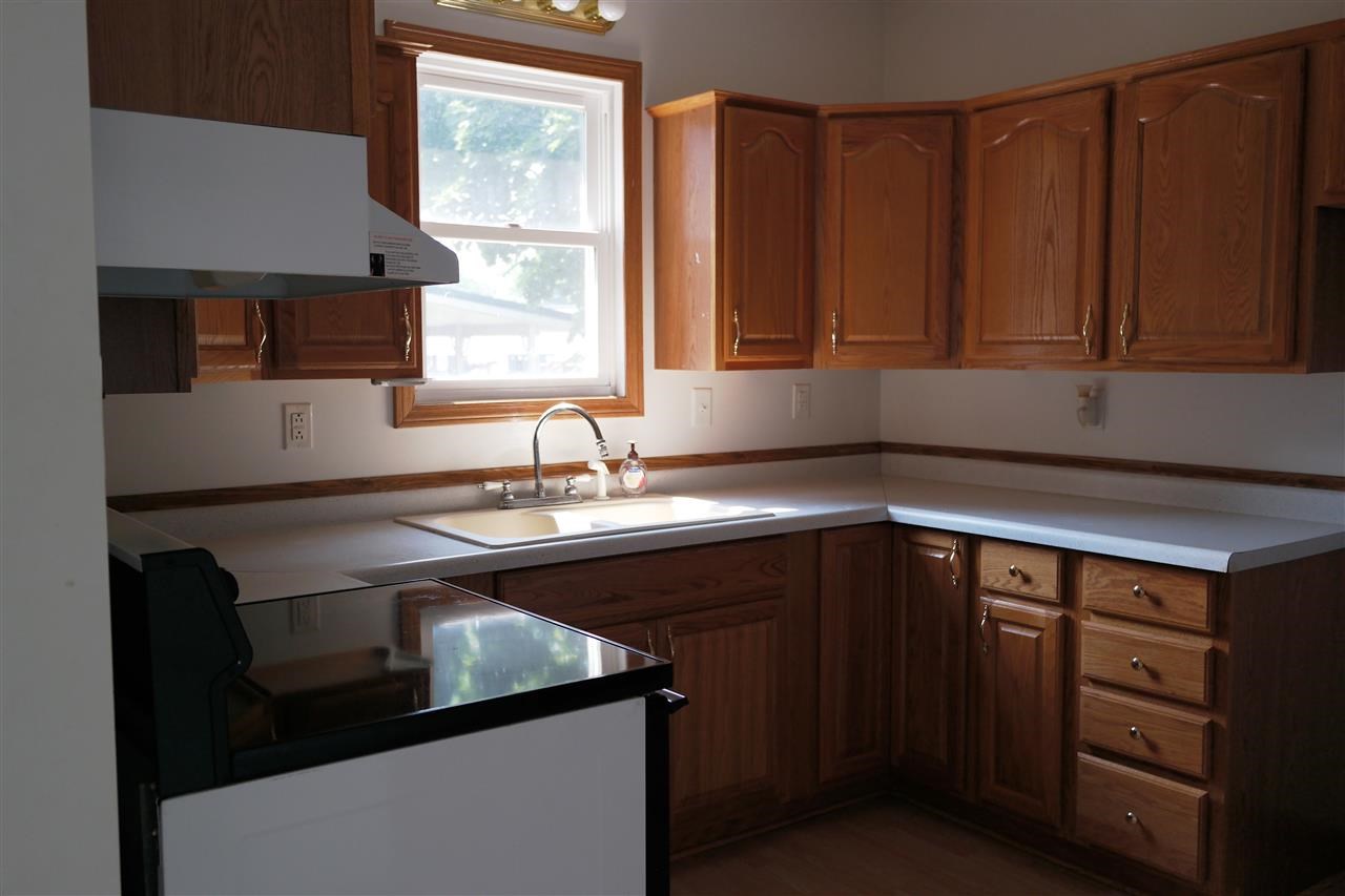 209 E Lake St, Topeka, IN 46571 photo 10