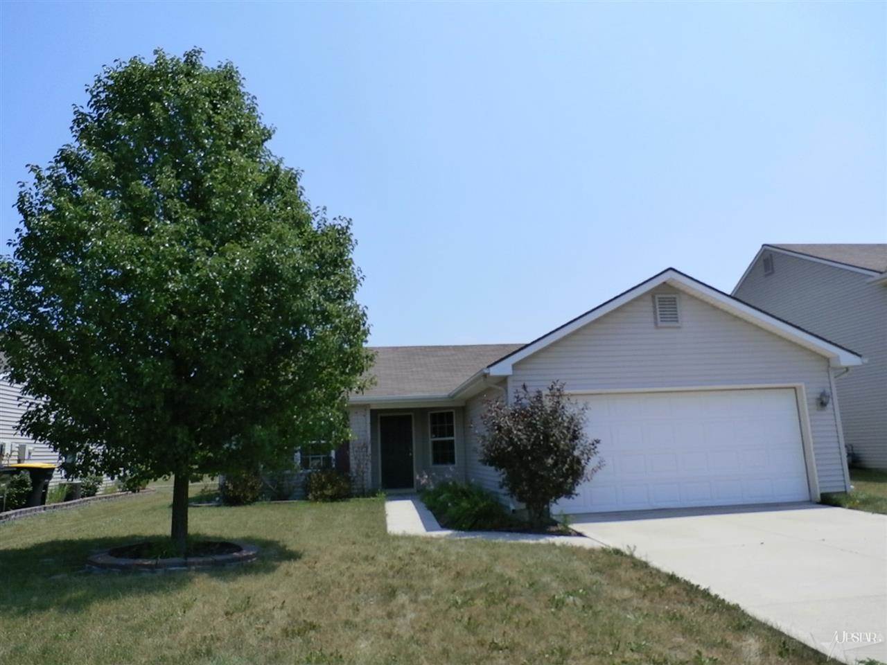 6826 Lotus Blossom Pl, Fort Wayne, IN 46835 photo 1