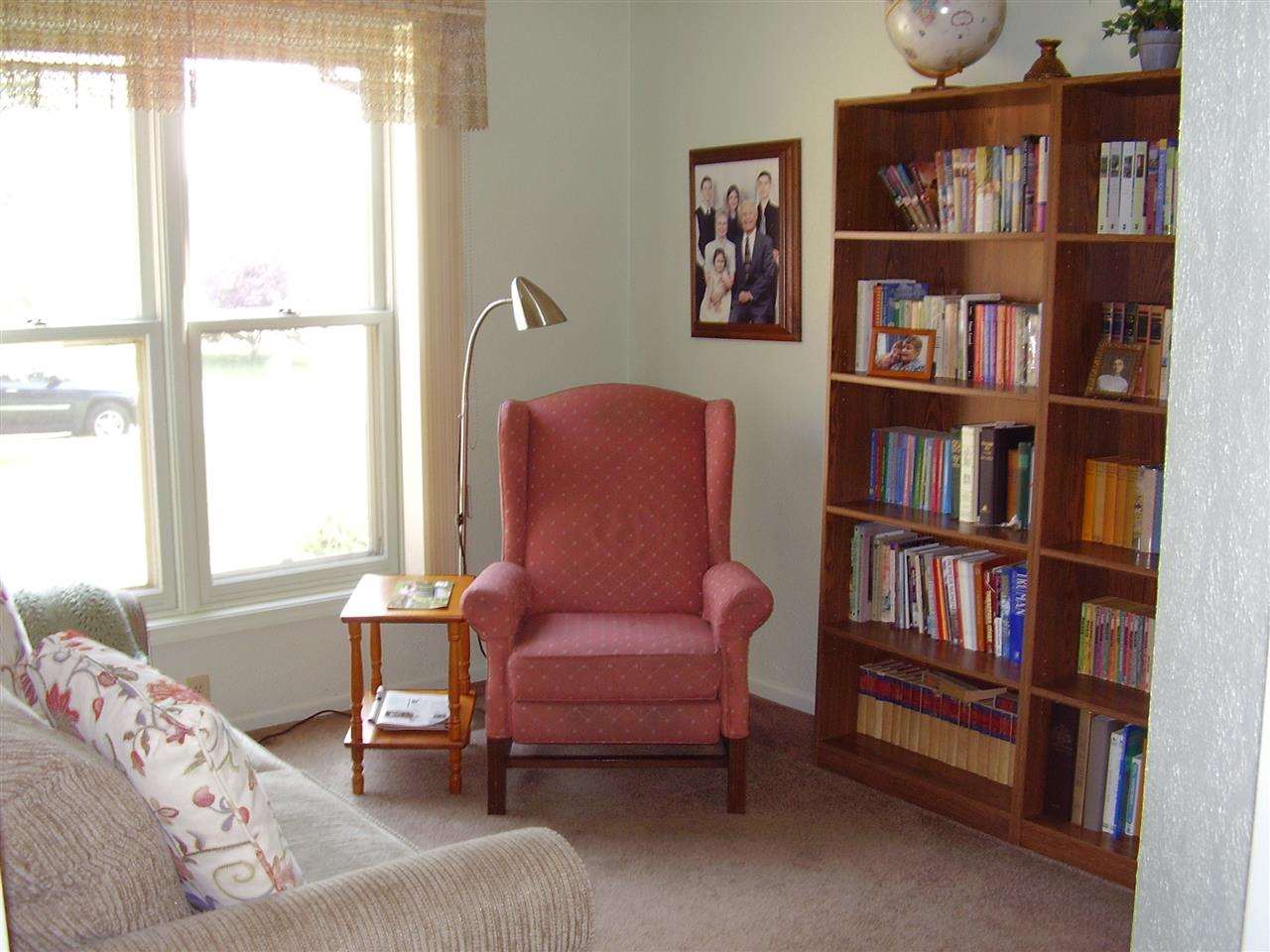 18251 Burton Dr, South Bend, IN 46637 photo 14
