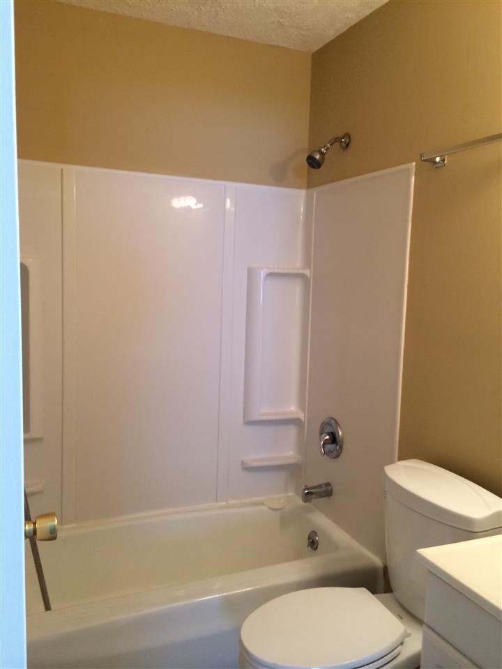 7288 Lenn Ln, Newburgh, IN 47630 photo 5