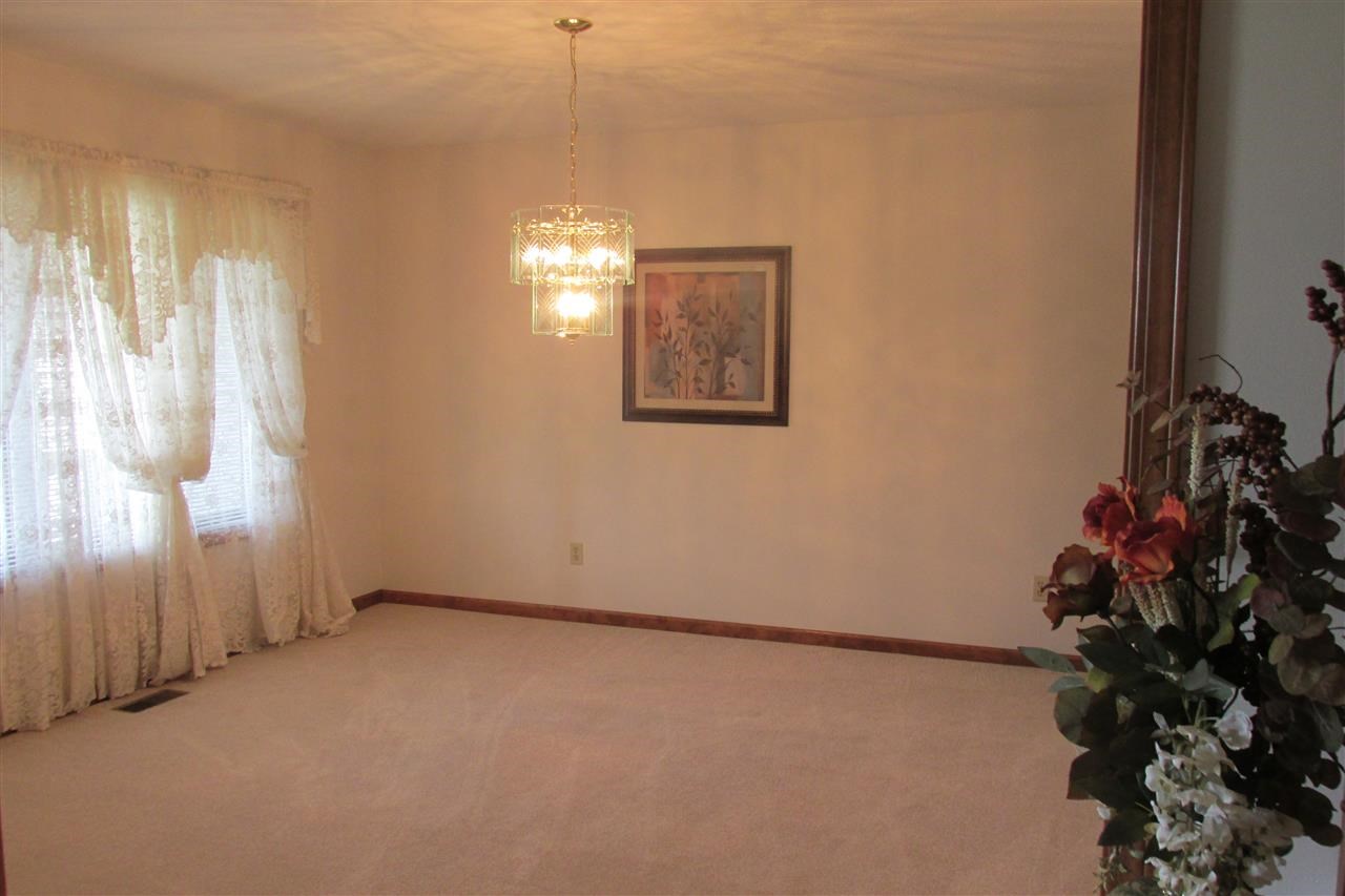 10223 E 500 S, Laotto, IN 46763 photo 6