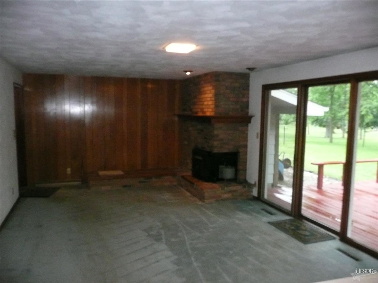 617 Hickory Ln, Ossian, IN 46777 photo 13