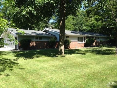 617 Hickory Ln, Ossian, IN 46777 photo 1