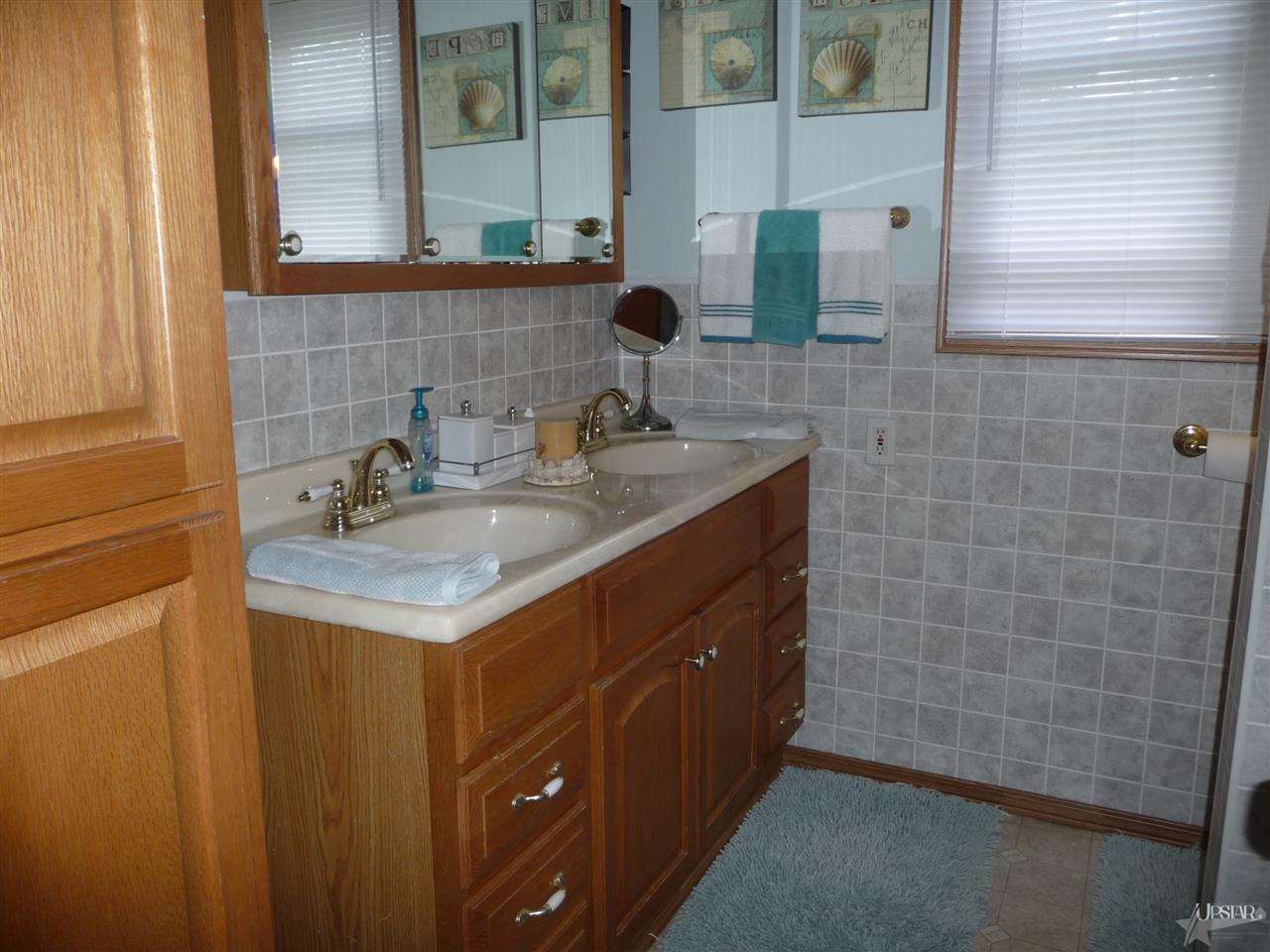 2016 Wayside Dr, Fort Wayne, IN 46818 photo 13