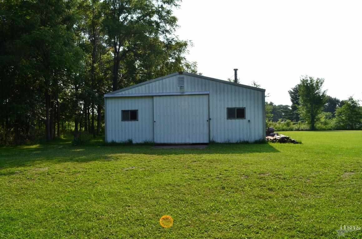 407 E Gump Rd, Fort Wayne, IN 46845 photo 9