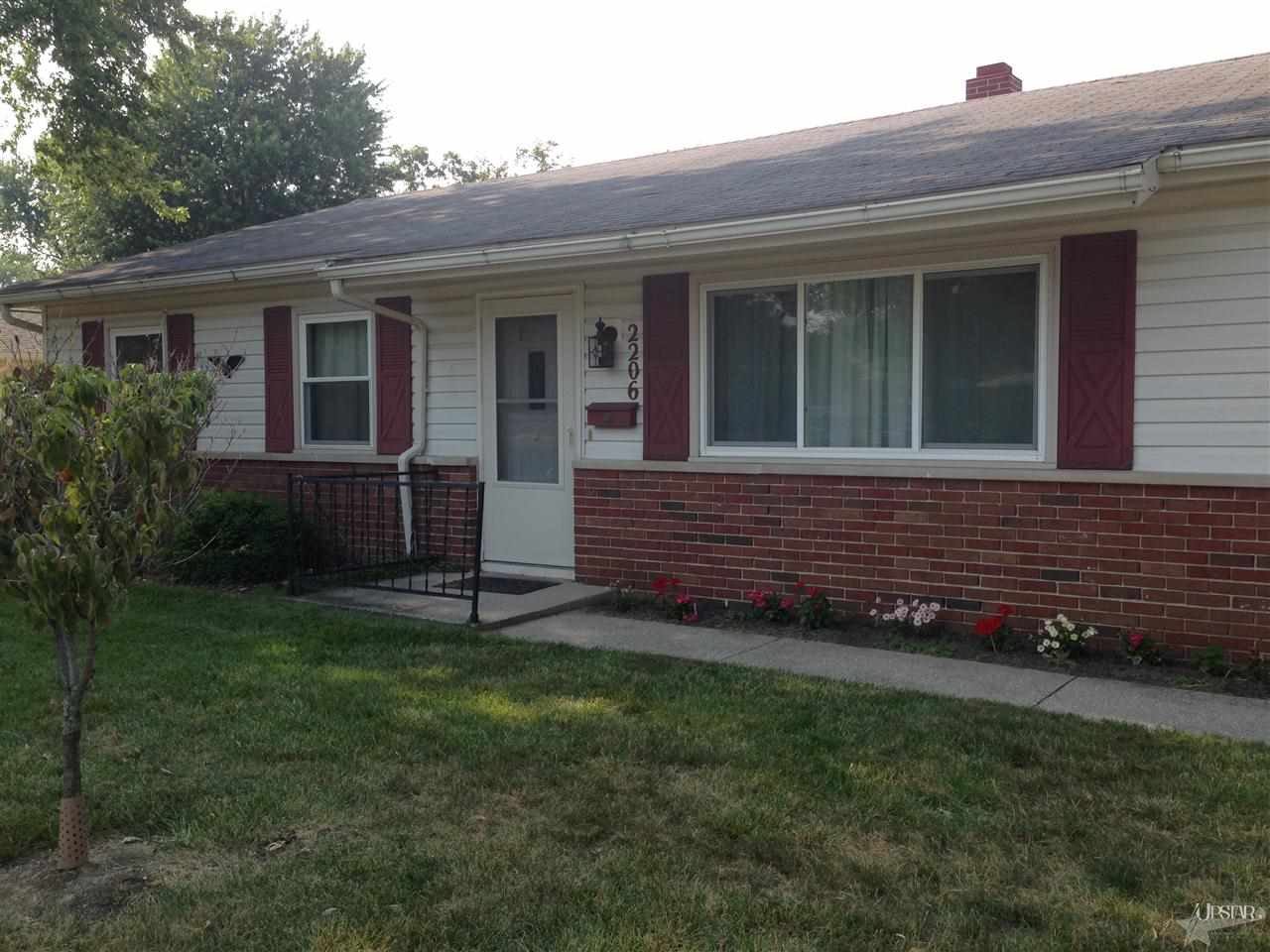 2206 Rutgers Dr, Fort Wayne, IN 46819 photo 2