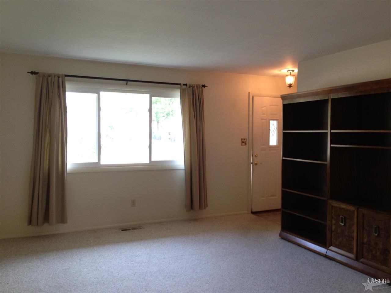 2206 Rutgers Dr, Fort Wayne, IN 46819 photo 4