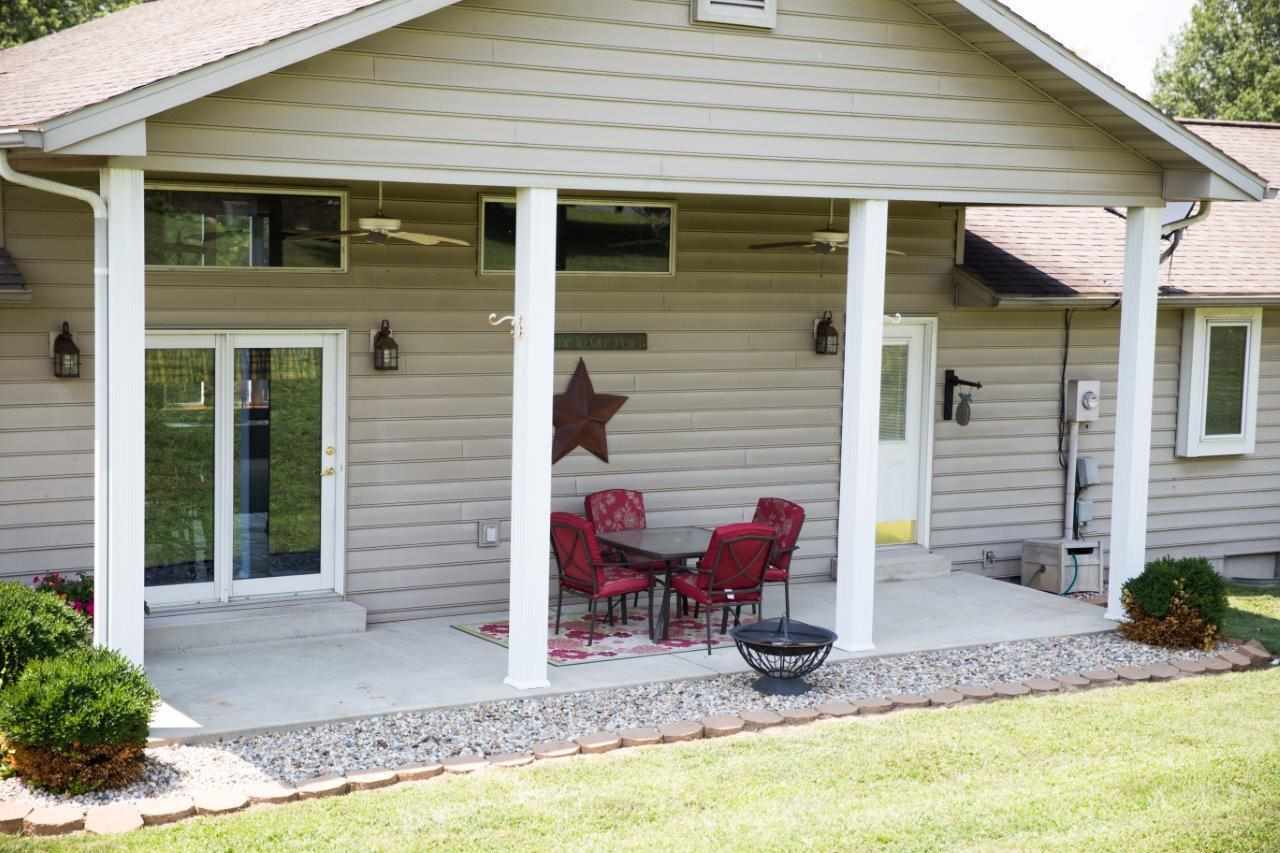 646 Fable Dr, Washington, IN 47501 photo 15