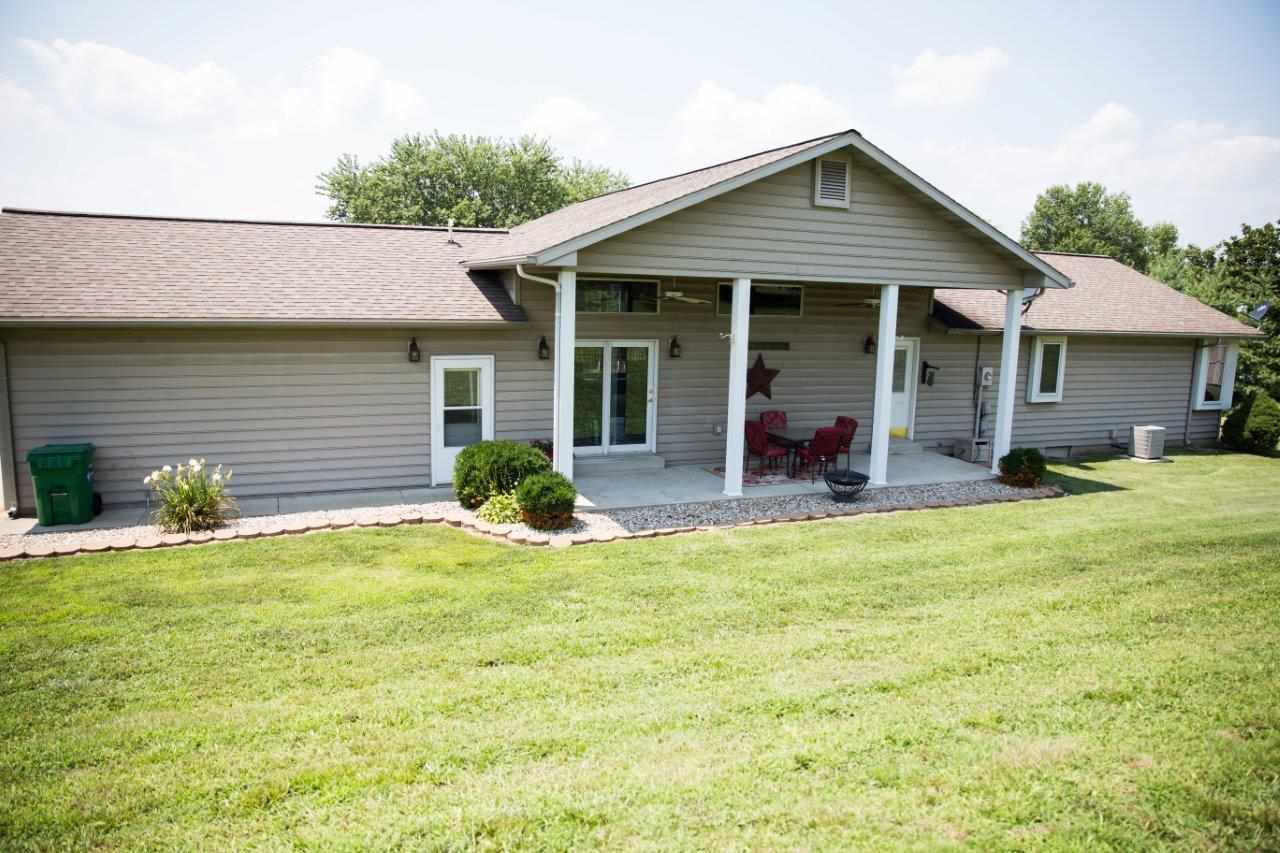 646 Fable Dr, Washington, IN 47501 photo 14