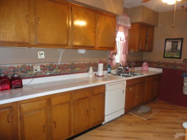 734 Guilford St, Huntington, IN 46750 photo 8