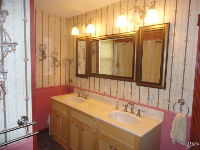 734 Guilford St, Huntington, IN 46750 photo 15