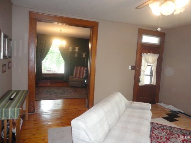 734 Guilford St, Huntington, IN 46750 photo 6