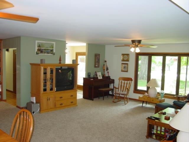 398 W Clearwater Dr, Warsaw, IN 46582 photo 6