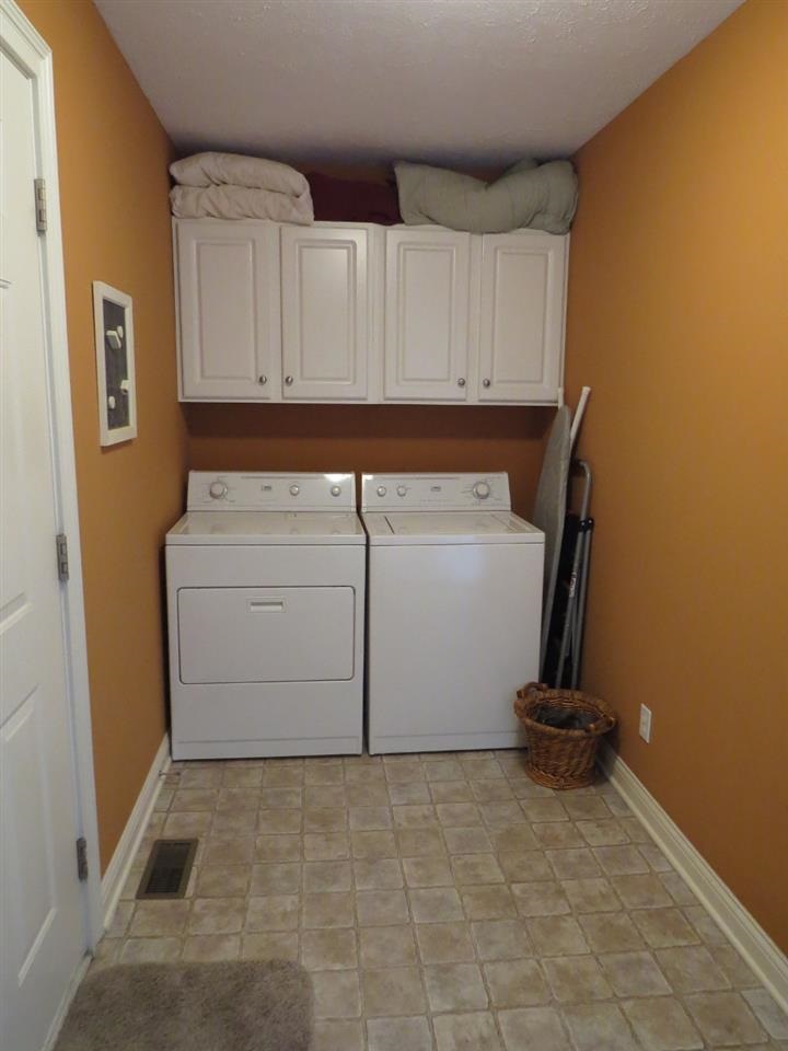 5528 Golden Gate Way, Kokomo, IN 46902 photo 17