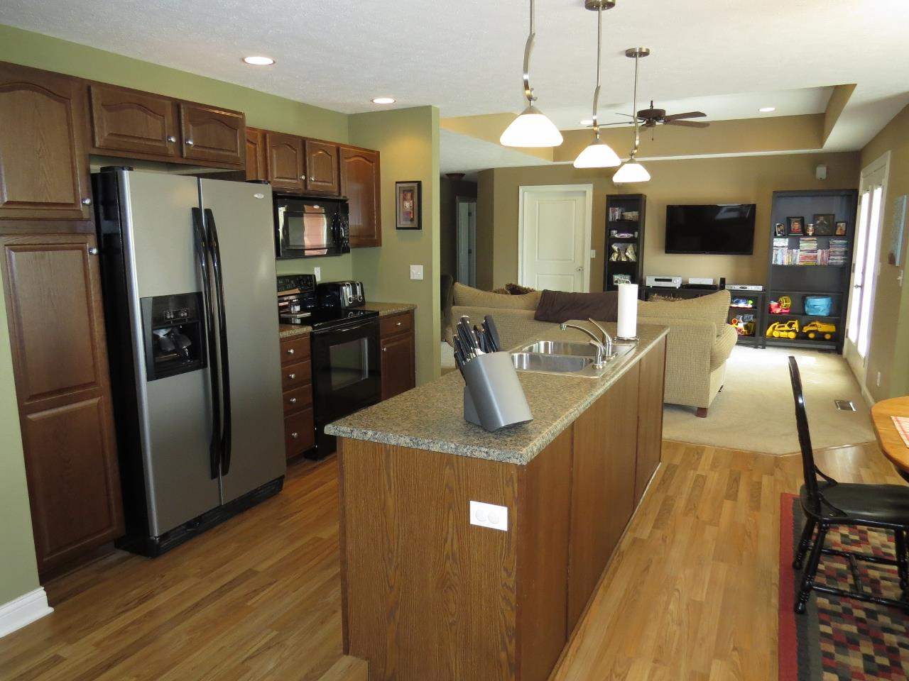 5528 Golden Gate Way, Kokomo, IN 46902 photo 14