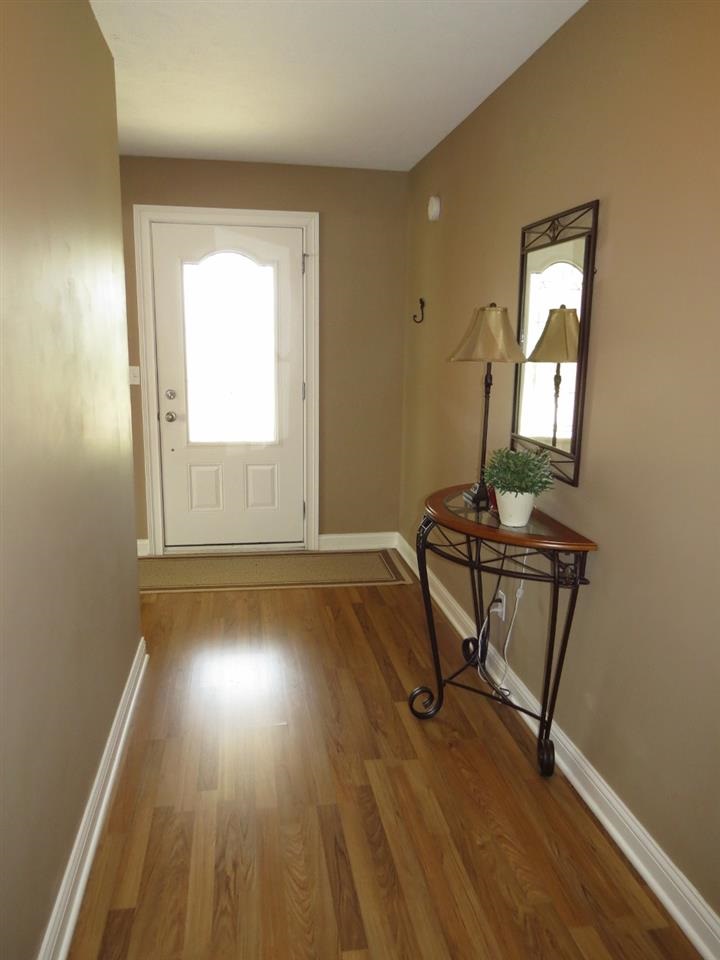 5528 Golden Gate Way, Kokomo, IN 46902 photo 7