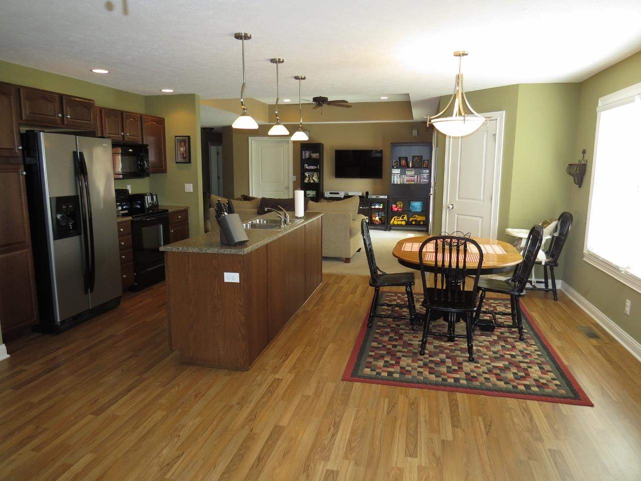 5528 Golden Gate Way, Kokomo, IN 46902 photo 12