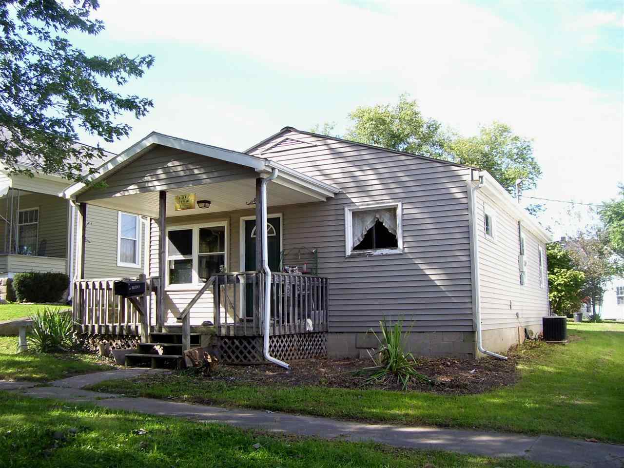 505 W Frank St, Mitchell, IN 47446 photo 1