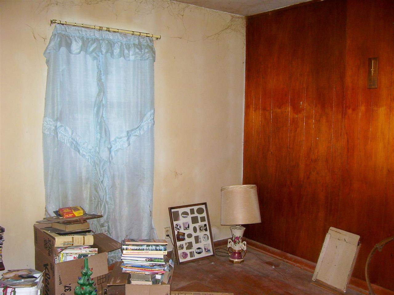 505 W Frank St, Mitchell, IN 47446 photo 4
