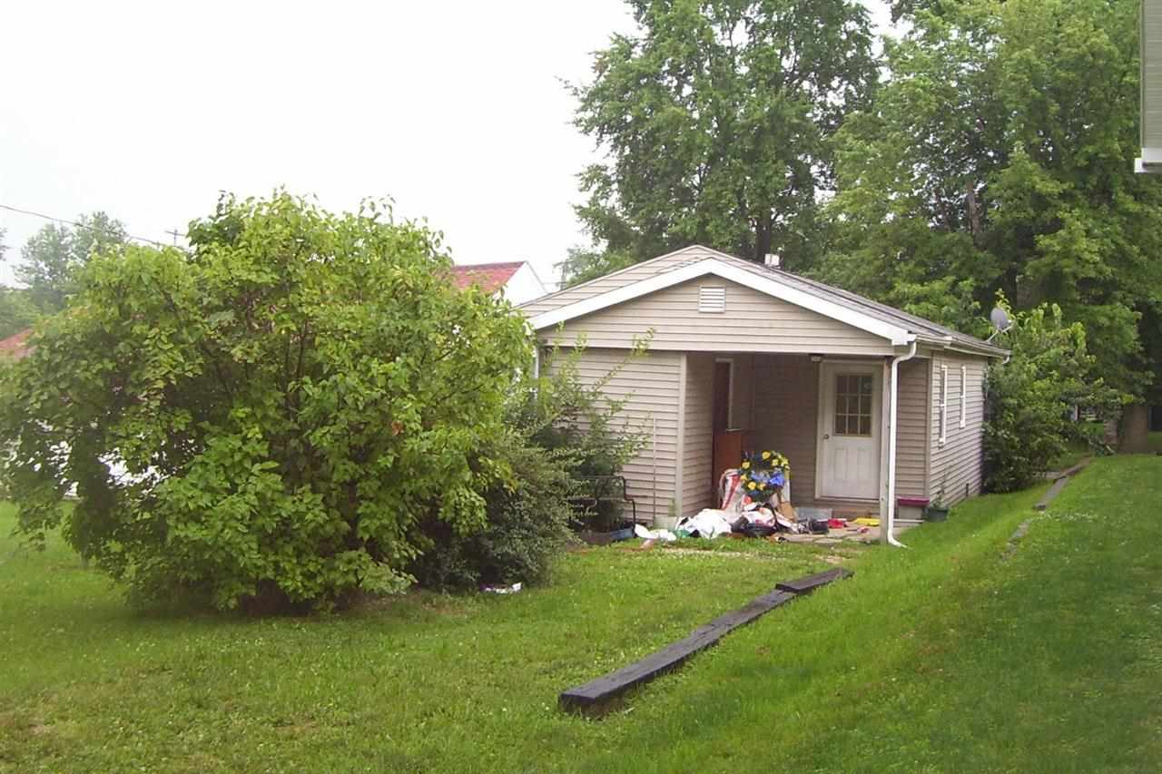 505 W Frank St, Mitchell, IN 47446 photo 5
