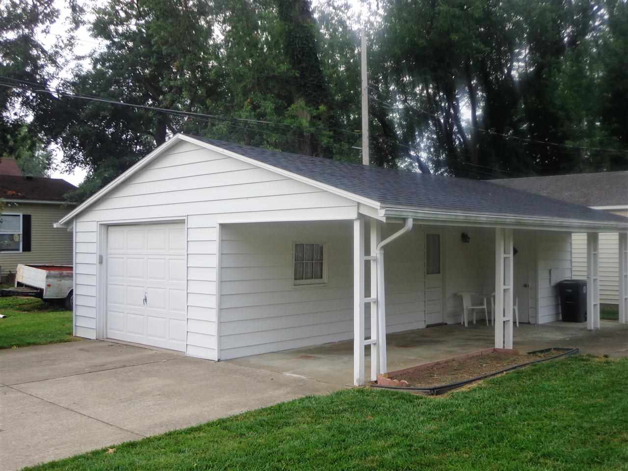 2915 E Chestnut St, Evansville, IN 47714 photo 25