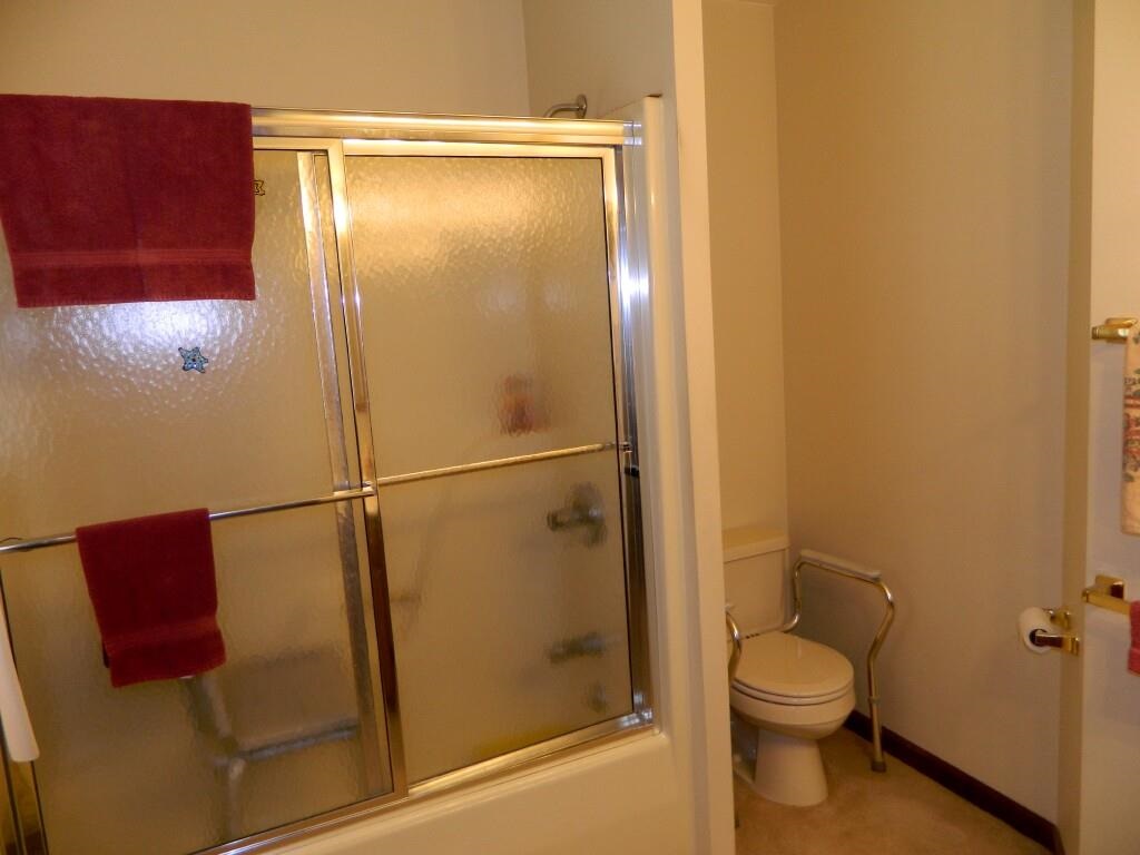 612 E 22nd St, Ferdinand, IN 47532 photo 7