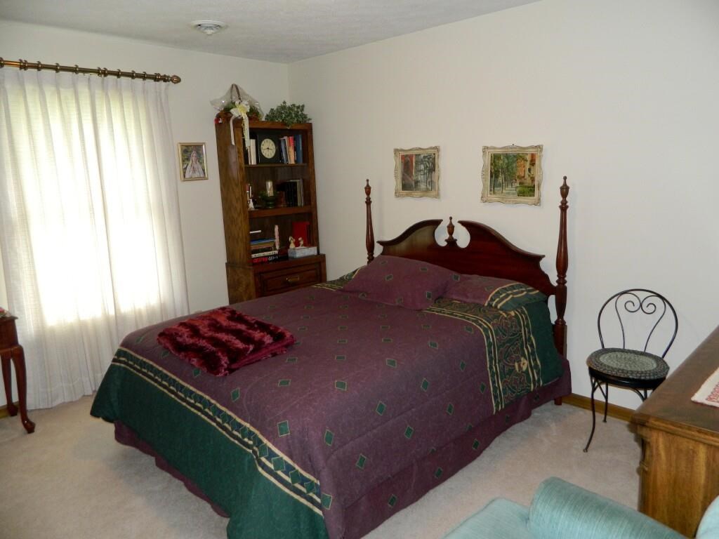 612 E 22nd St, Ferdinand, IN 47532 photo 8