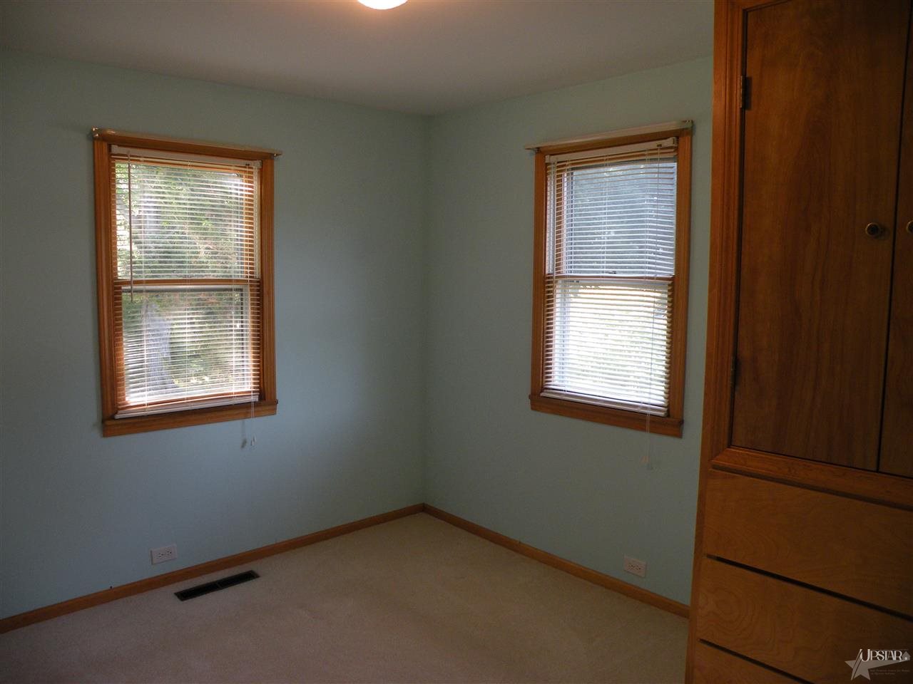 3910 Burbank Dr, Fort Wayne, IN 46804 photo 8