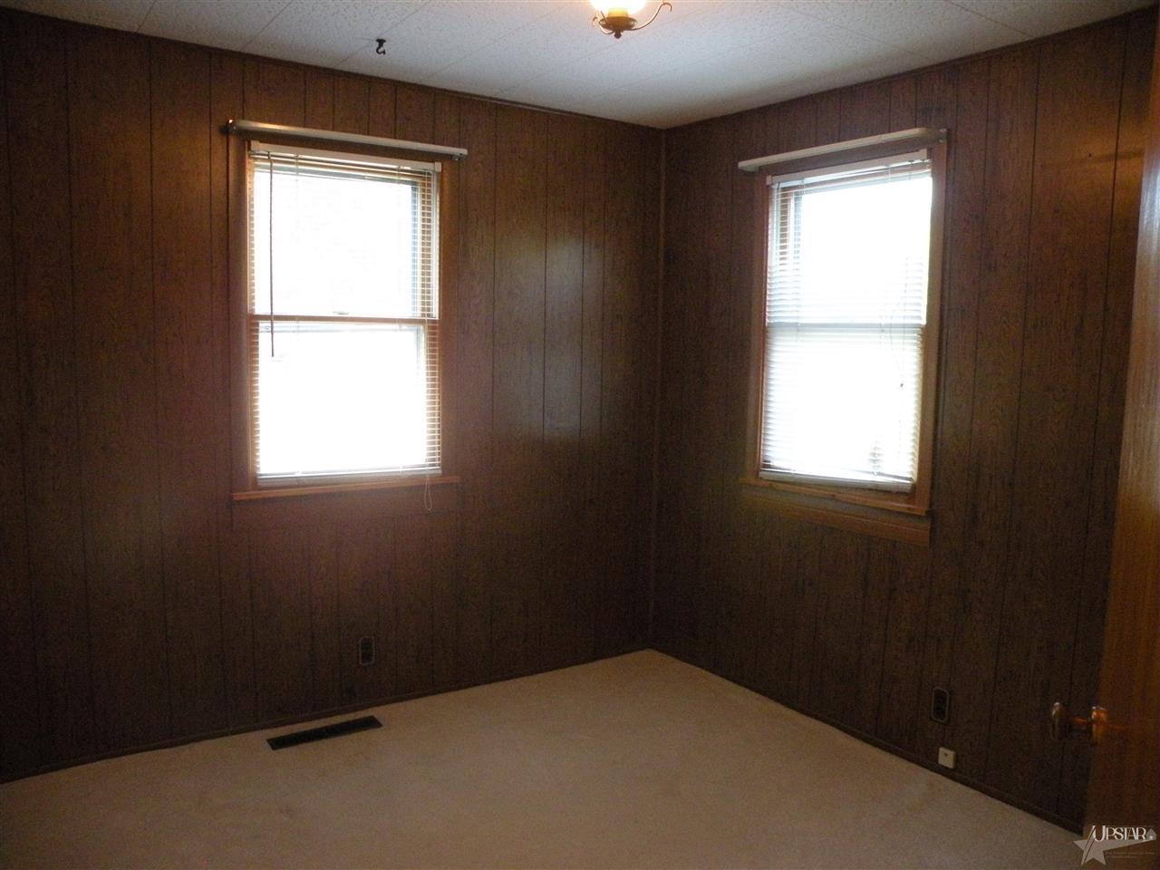 3910 Burbank Dr, Fort Wayne, IN 46804 photo 9