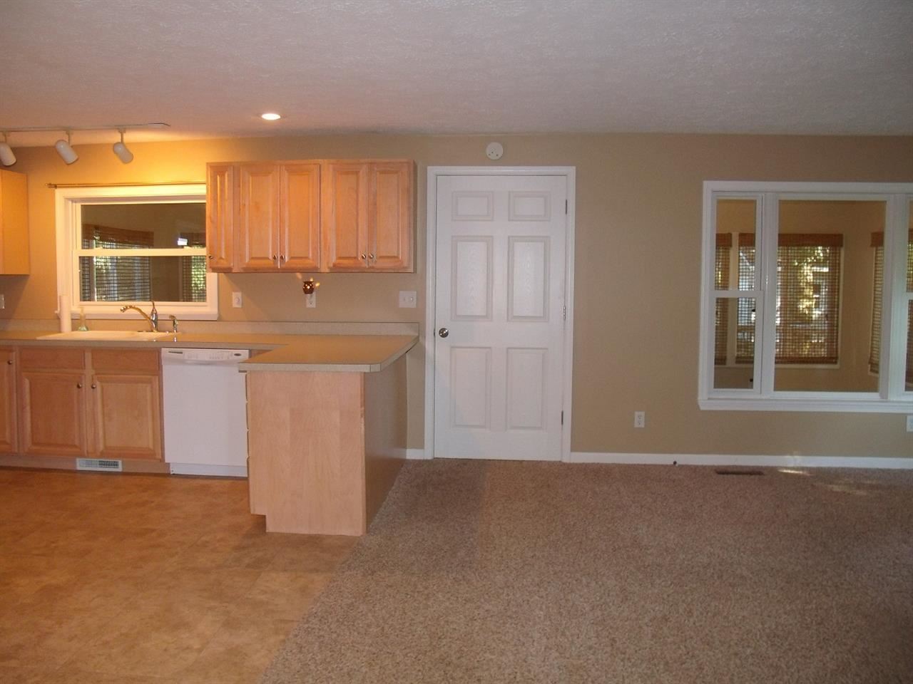 11794 W Horseshoe Bend Rd, Brookston, IN 47923 photo 8