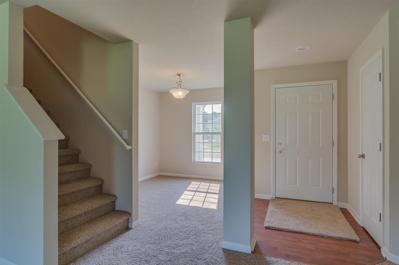 5413 Royal St, South Bend, IN 46614 photo 3