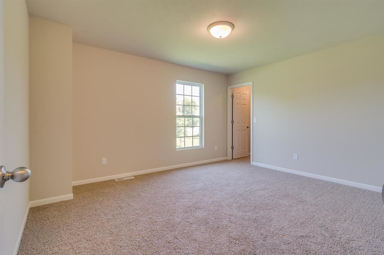 5413 Royal St, South Bend, IN 46614 photo 25