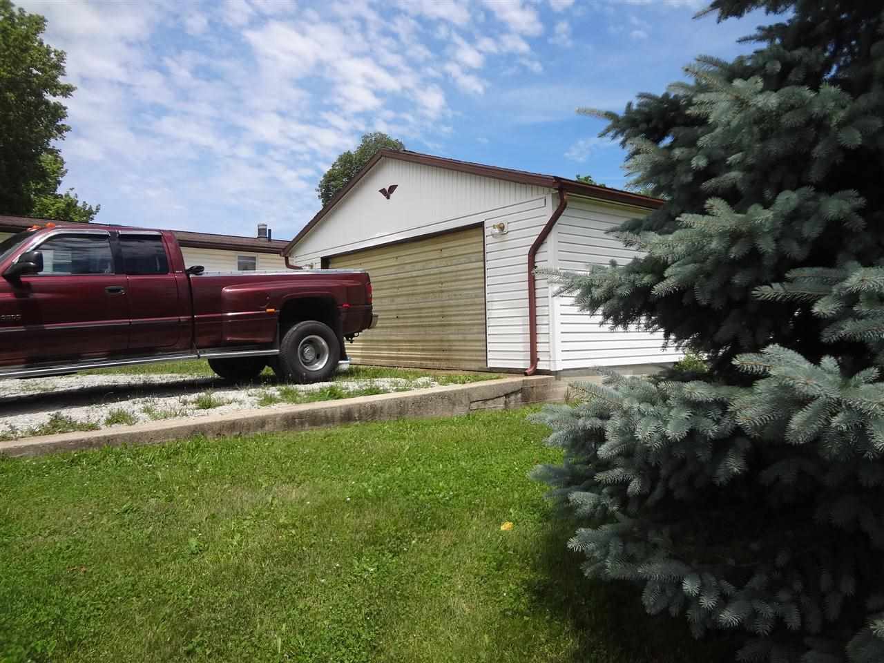 4049 W 100 N, Peru, IN 46970 photo 5